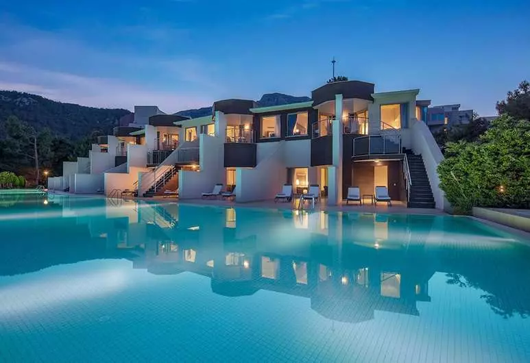 هتل ریکسوس سان گیت آنتالیا